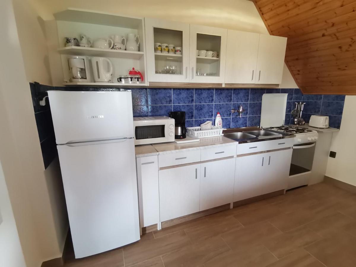 Szoloskert Apartman チェーセクトマイ エクステリア 写真