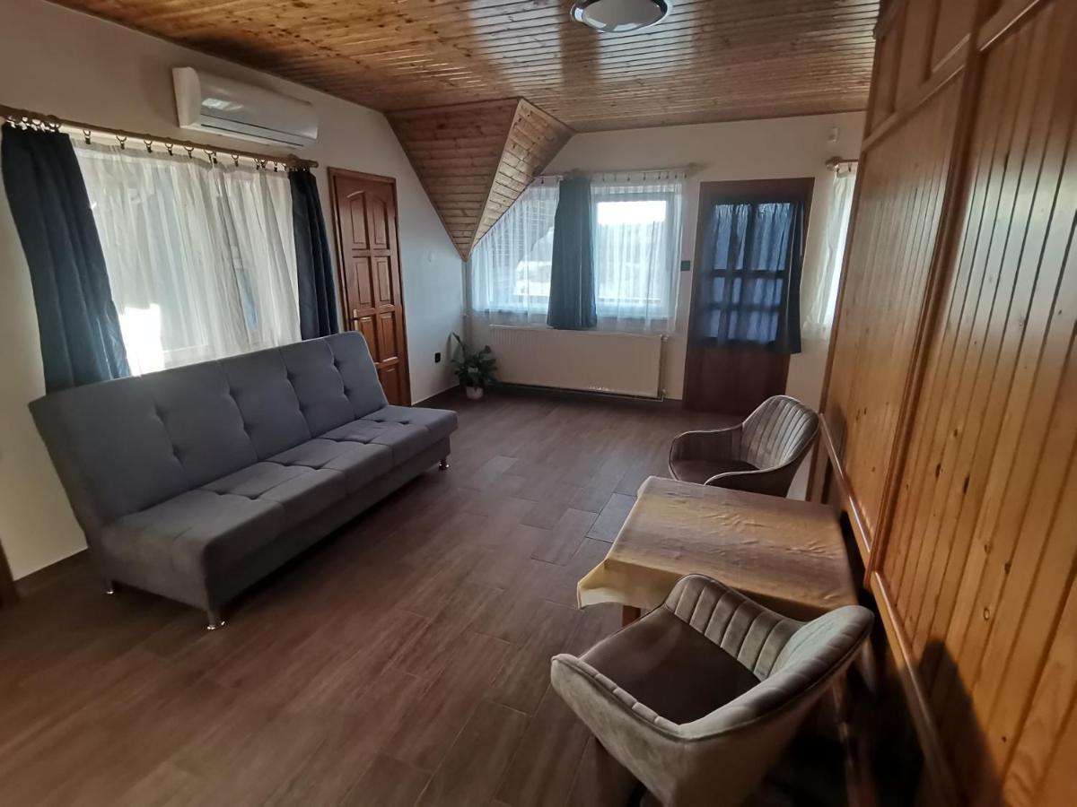Szoloskert Apartman チェーセクトマイ エクステリア 写真